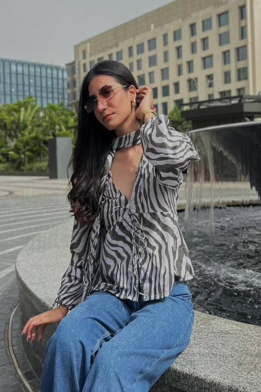 The Cosmopolitan Blouse